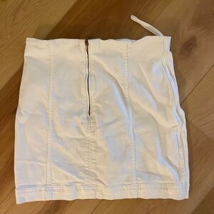 𝅺FREE People Modern Femme white Mini Skirt.